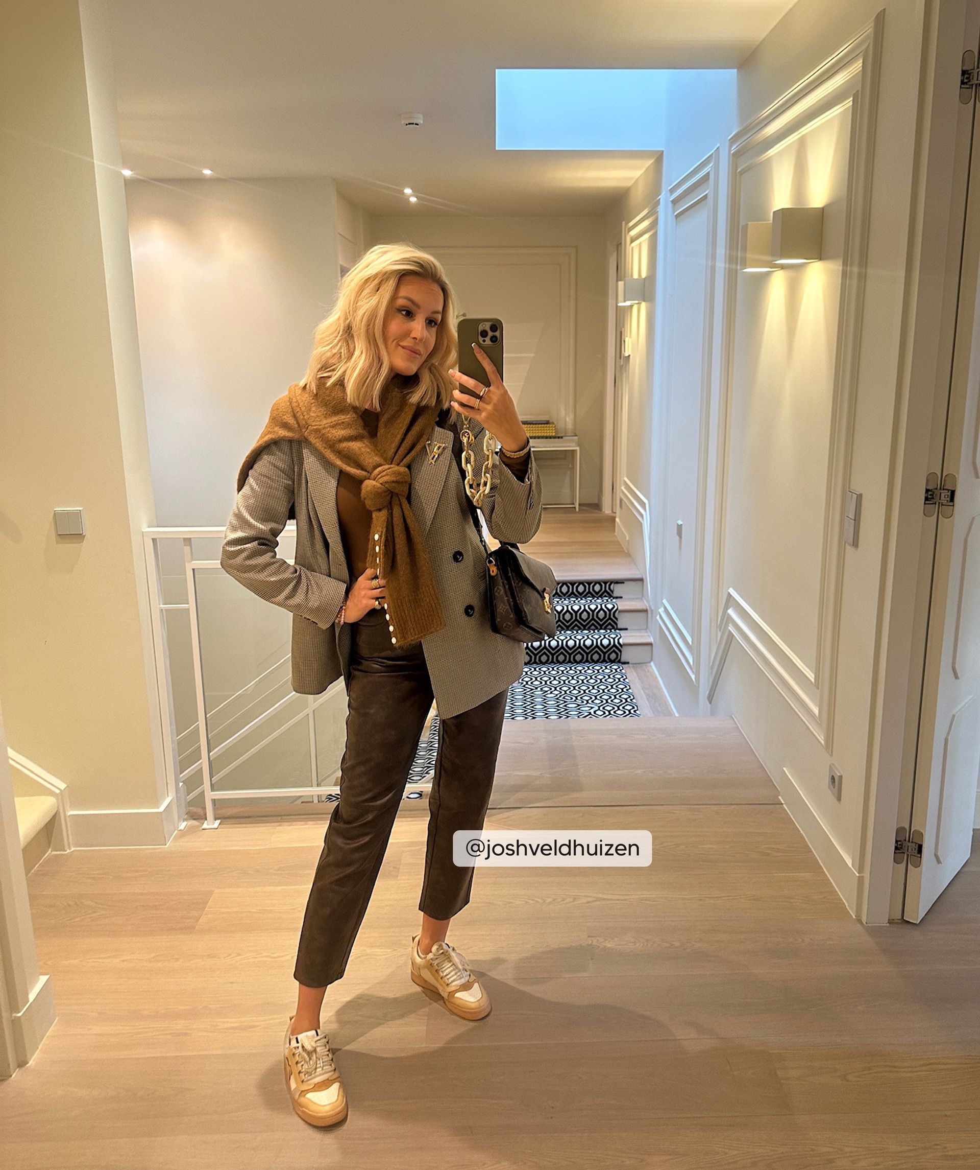 VEERE high rise girlfriend broek