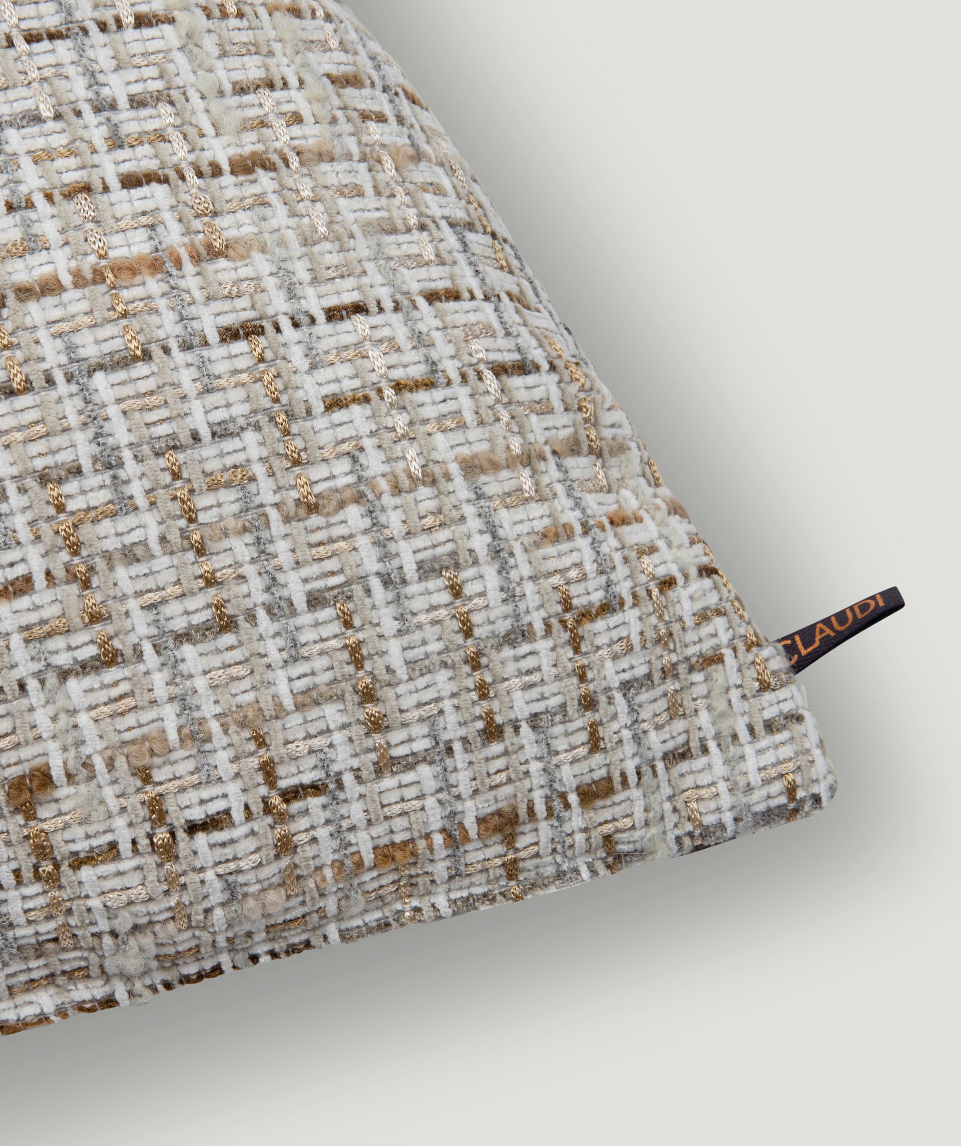 Verle decorative cushion - CLAUDI