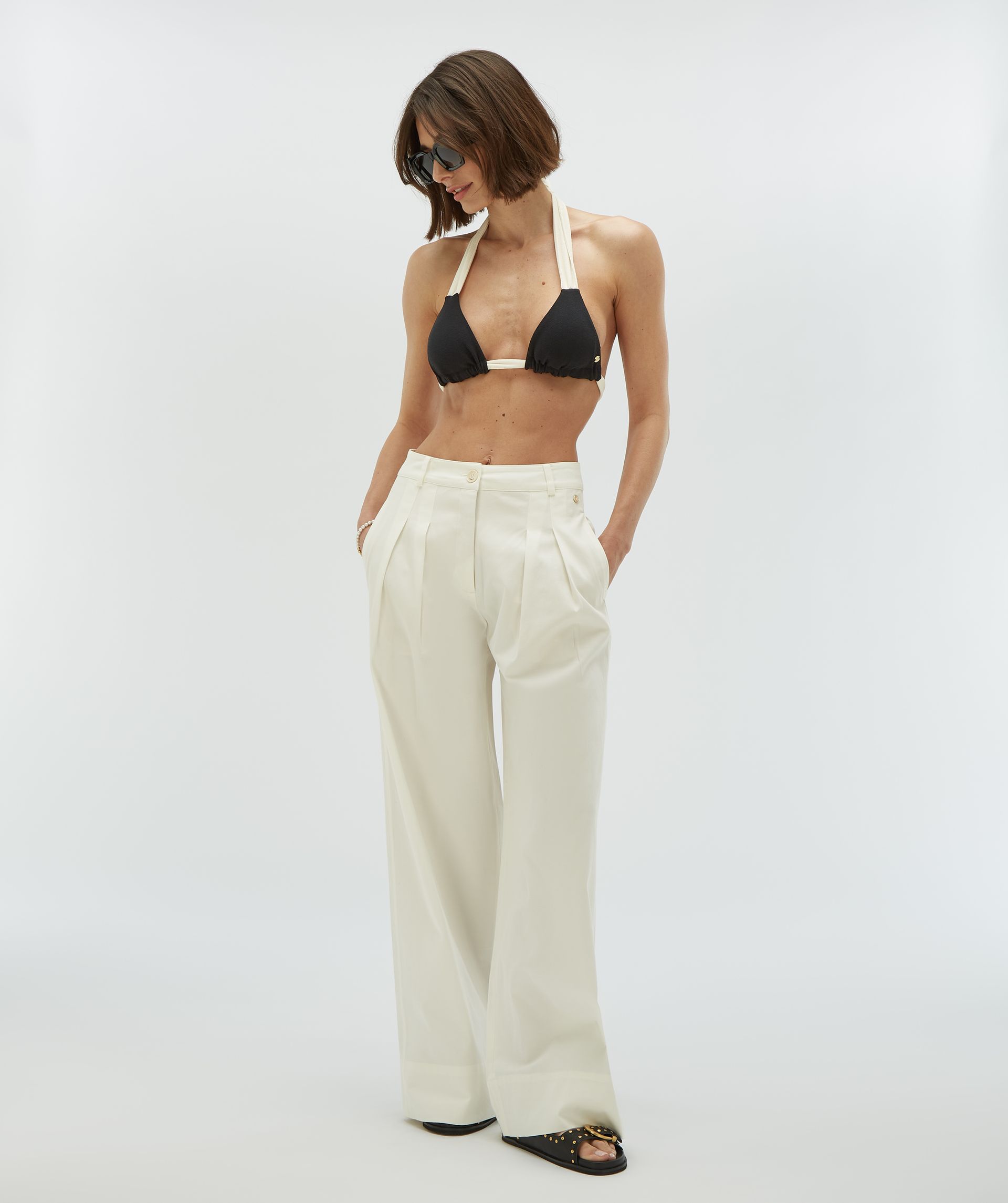 VIOLINA triangle bikinitop met striksluiting