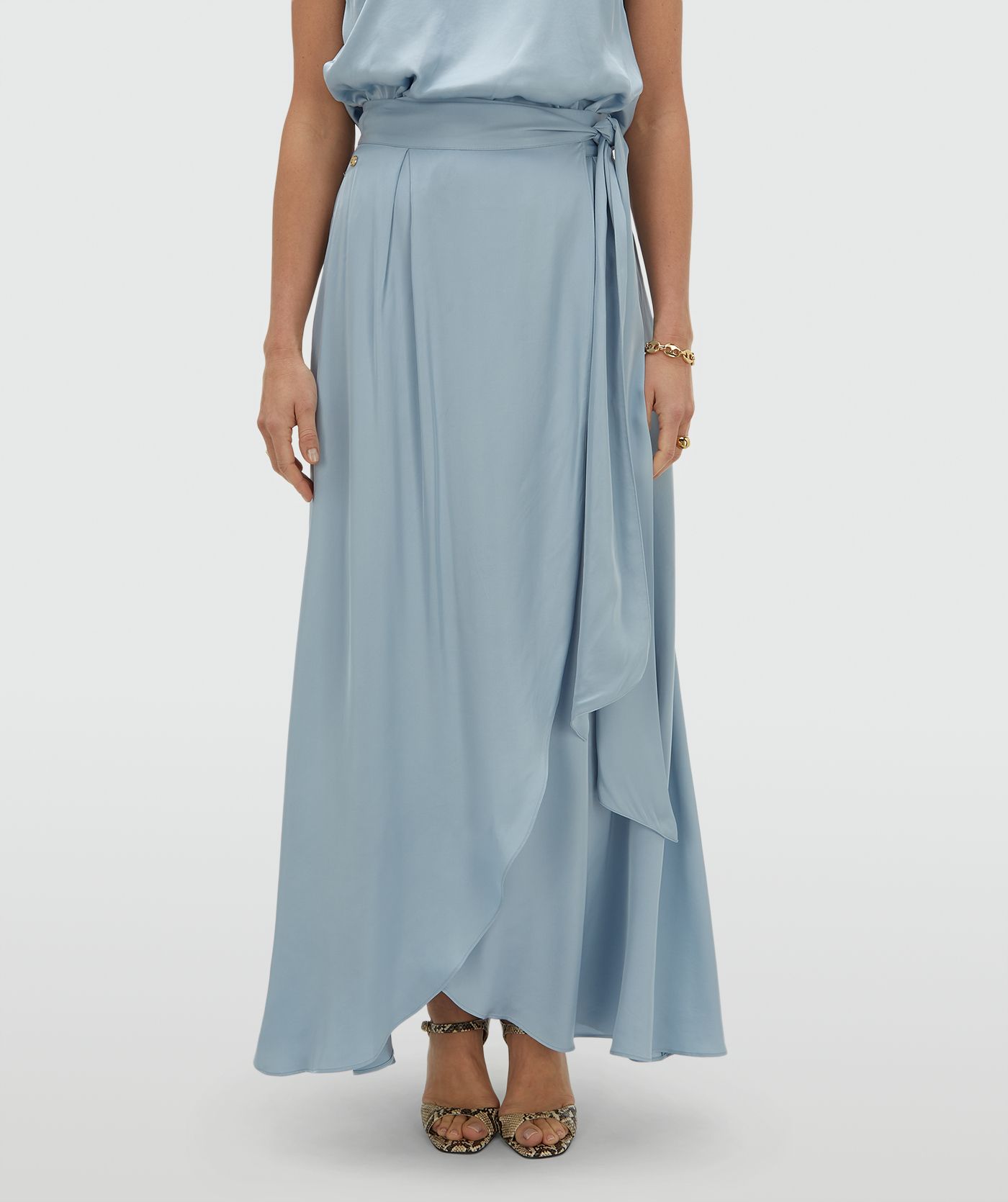 YAMICIA wrap maxi skirt in satin look Fresh Blue l JOSH V