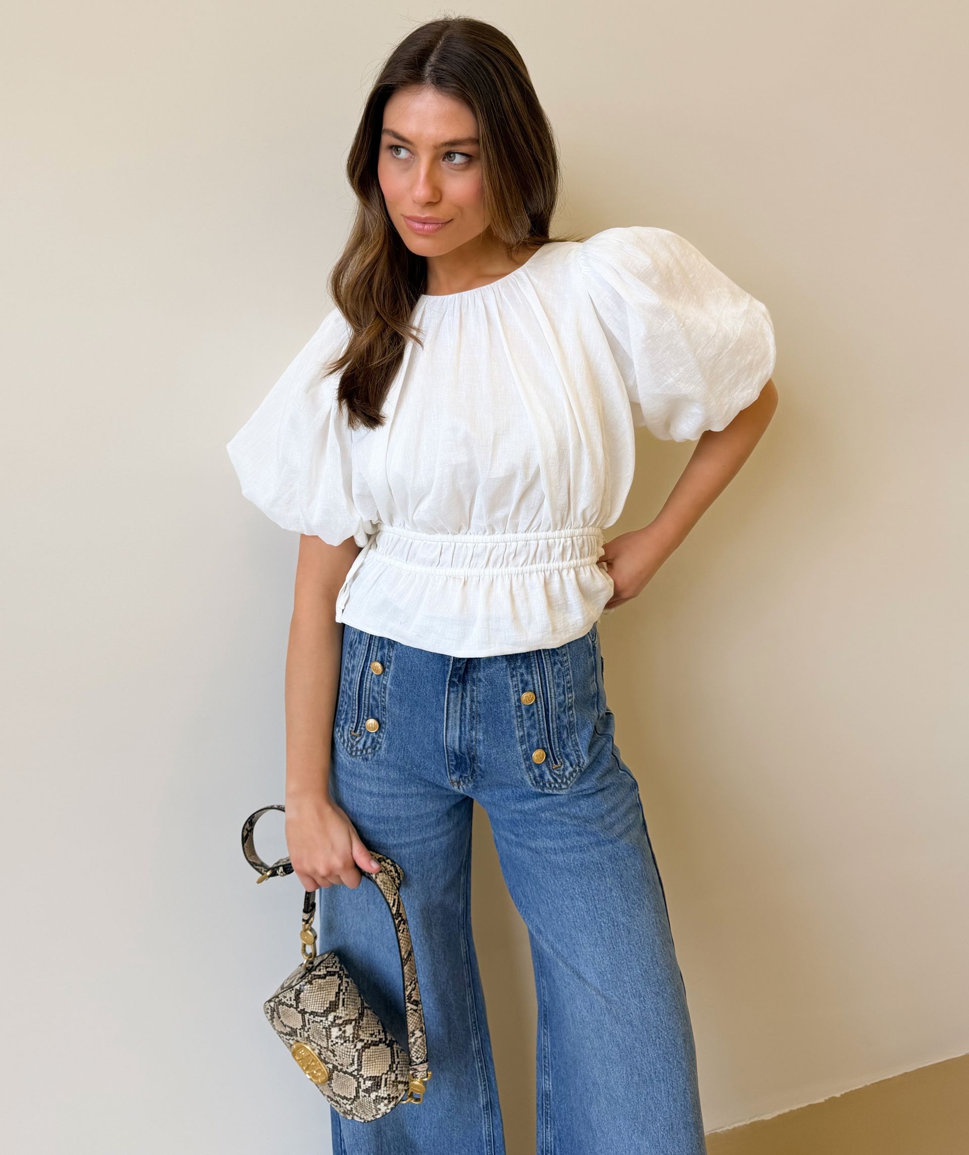 ZAYLA regular fit top with puff sleeves Off White , JOSH V