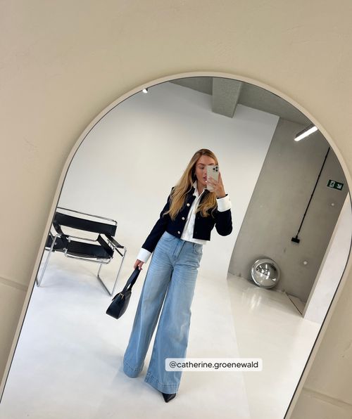 ALINA Mid-Rise Wide Leg Jeans