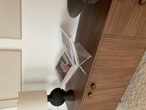 JIN Book stand
