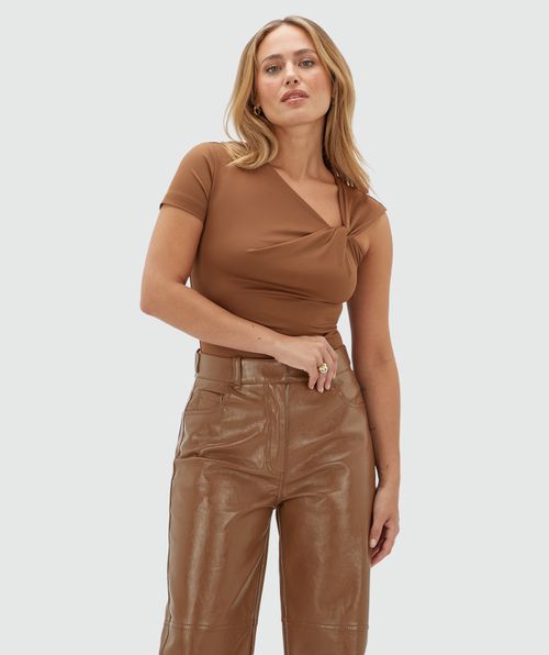 JV-LEVI slim fit body