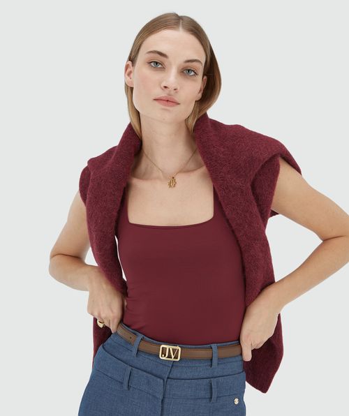 LINDE slim fit top