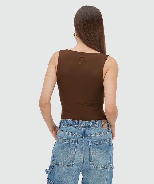 LINDE slim fit top