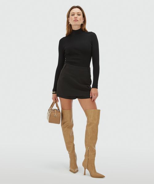 LOUA enganliegendes Top