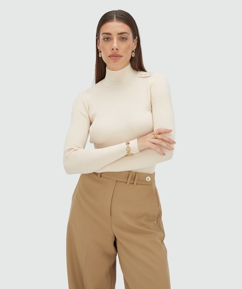 LOUA fitted top