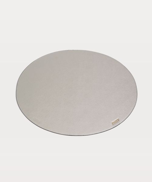 Rowena table mats set