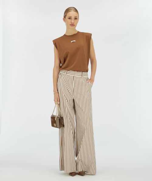 SUE T-shirt met schoudervulling