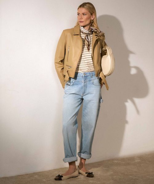 SUE T-shirt with shoulder pads