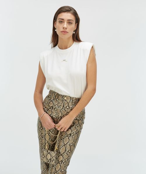 SUE T-shirt met schoudervulling